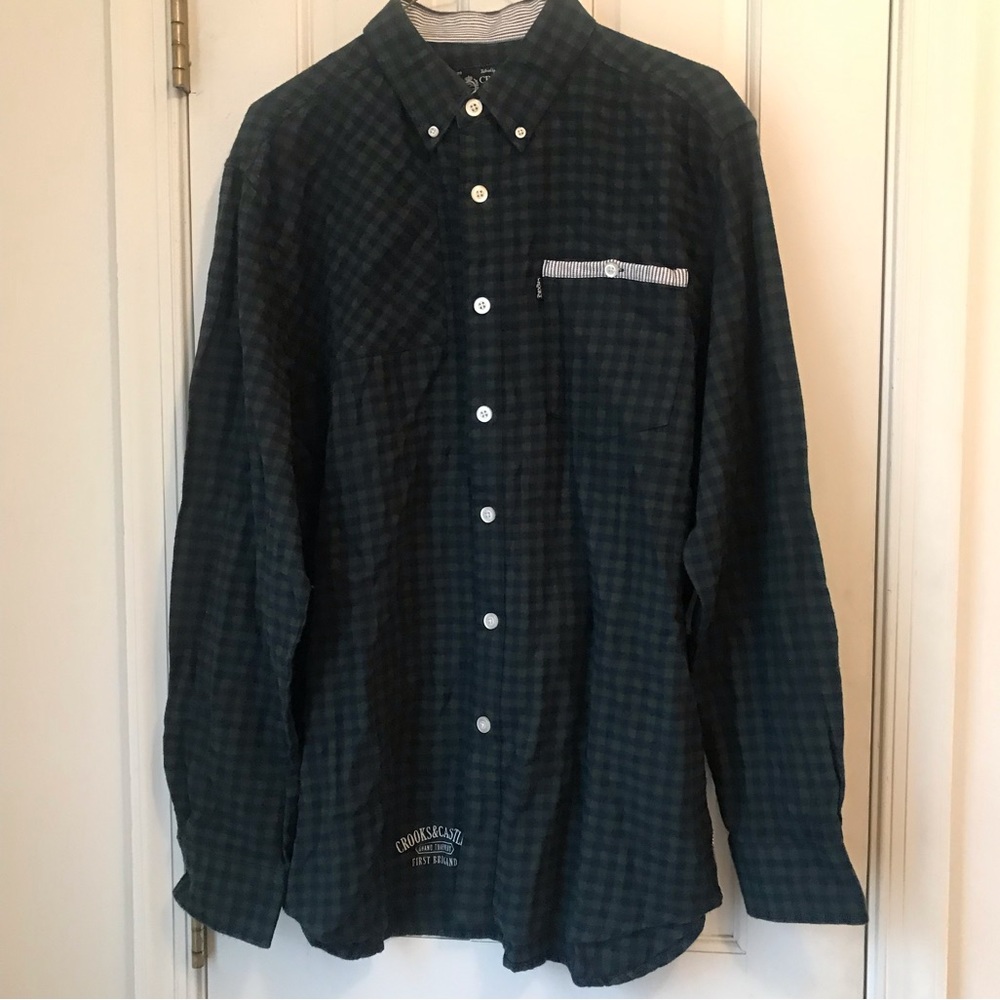 NWT Crooks and castles plaid flannel button up shirt